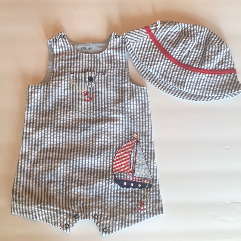 Never worn Jumper with matching hat